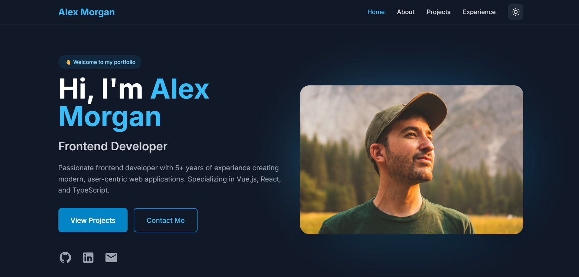 Portfolio Template A02 (Vue.js)